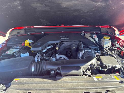 Used 2021 Jeep Gladiator Overland w/ Popular Equipment Package image 65