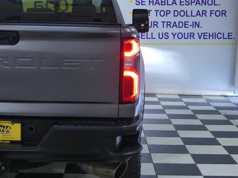 Used 2021 Chevrolet Silverado 3500 High Country w/ Z71 Off-Road Package AWD/4WD image 30