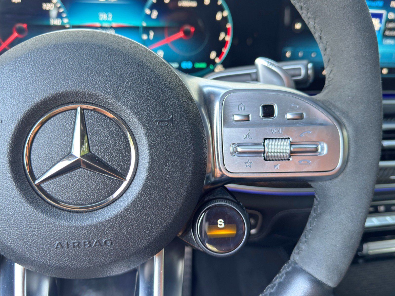 Used 2023 Mercedes-Benz GLE 53 AMG 4MATIC w/ Exterior Lighting Package image 26