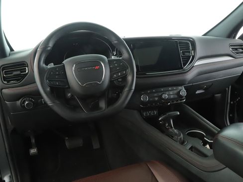 Used 2025 Dodge Durango GT AWD/4WD image 2