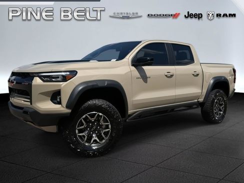 Used 2023 Chevrolet Colorado ZR2 w/ ZR2 Convenience Package III AWD/4WD image 1