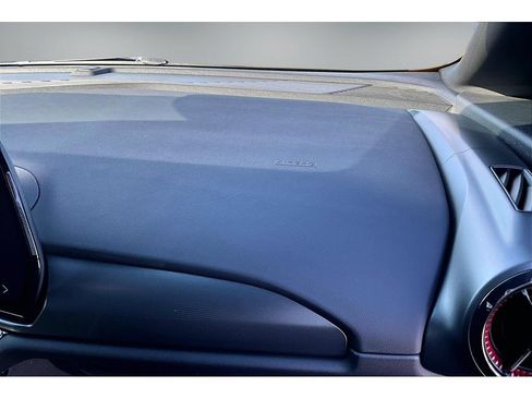 Used 2024 Chevrolet Equinox EV RS FWD image 26