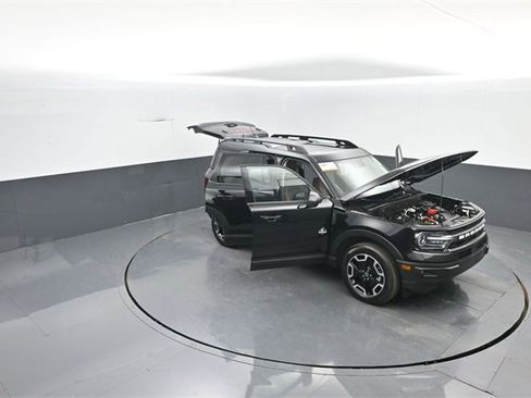 Certified 2023 Ford Bronco Sport Outer Banks w/ Tech Package image 34