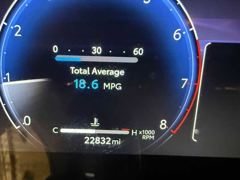 Used 2023 Toyota Highlander Platinum image 37