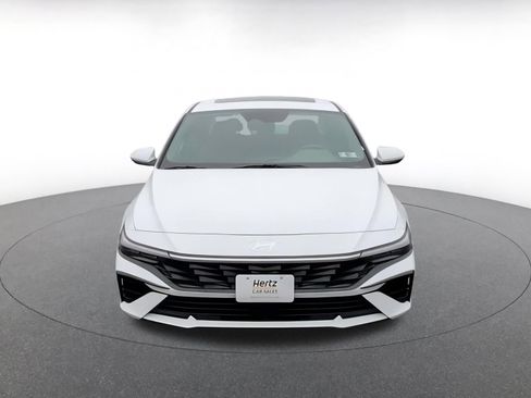 Used 2025 Hyundai Elantra SEL image 5