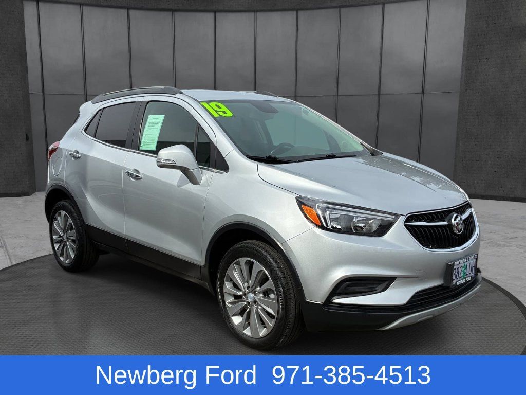 Used 2019 Buick Encore Preferred w/ Safety Package AWD/4WD image 3