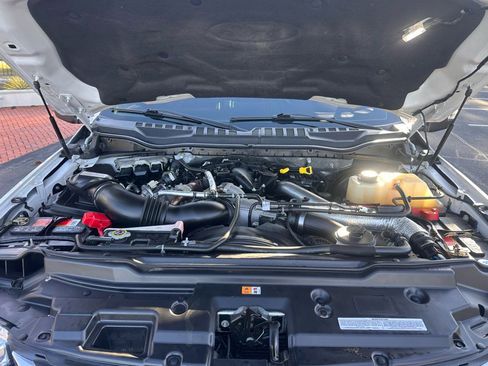 Used 2017 Ford F350 Platinum w/ Platinum Ultimate Package image 29