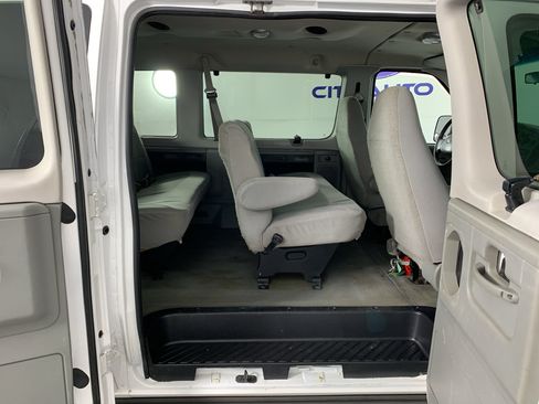 Used 2007 Ford E-350 and Econoline 350 Extended Wagon Super Duty RWD image 25