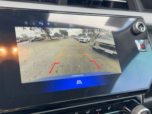 New 2027 Chevrolet Bolt LT w/ Comfort Package image 26