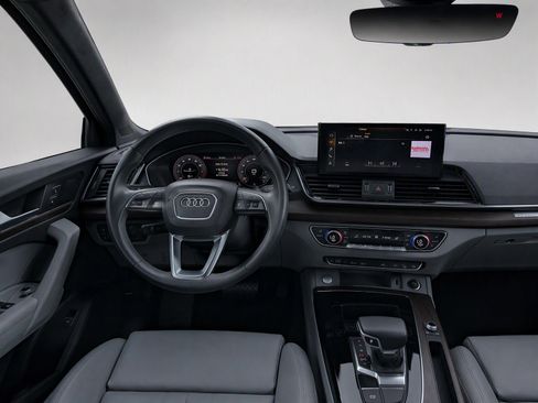 Used 2022 Audi Q5 2.0T Premium Plus w/ Premium Plus Package AWD/4WD image 25