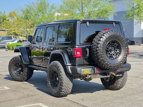 Used 2021 Jeep Wrangler Unlimited Rubicon AWD/4WD image 4