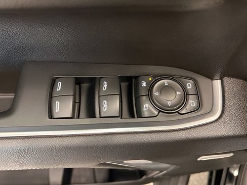 Certified 2023 Chevrolet Silverado 1500 LTZ w/ LTZ Premium Package AWD/4WD image 15