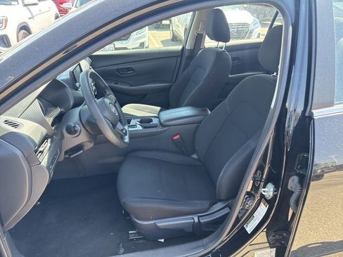 Used 2024 Nissan Sentra S FWD image 21