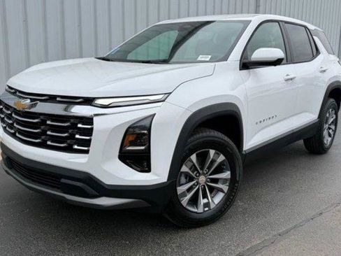 New 2026 Chevrolet Equinox LT FWD image 1