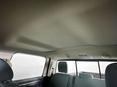 Used 2018 RAM 2500 SLT image 21