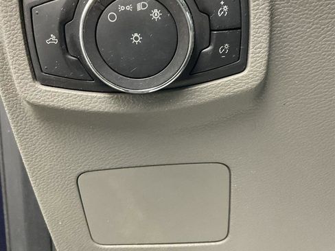 Used 2019 Ford F250 XL w/ STX Appearance Package image 28