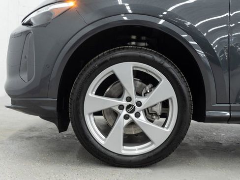 Used 2025 Audi Q5 Premium Plus w/ Premium Plus image 39