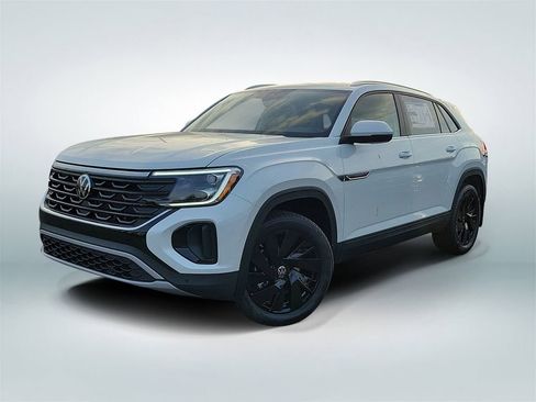New 2026 Volkswagen Atlas Cross Sport SE FWD image 1