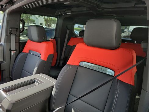 New 2026 GMC Hummer EV 3X w/ Carbon Fiber Edition Package AWD/4WD image 19