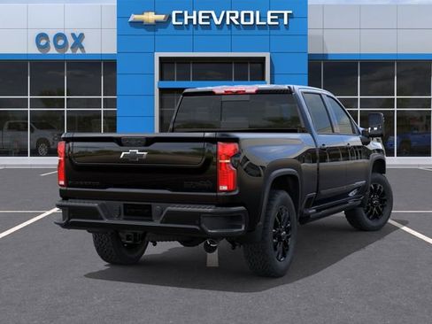 New 2026 Chevrolet Silverado 2500 High Country w/ Midnight Edition AWD/4WD image 4