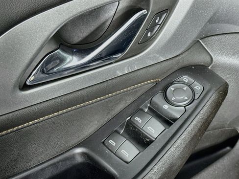 Used 2021 Chevrolet Traverse RS AWD/4WD image 18