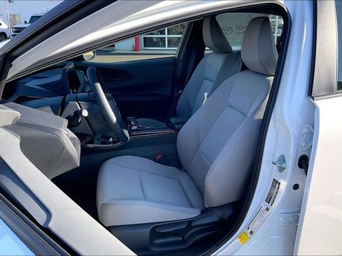 New 2026 Toyota Prius LE image 9