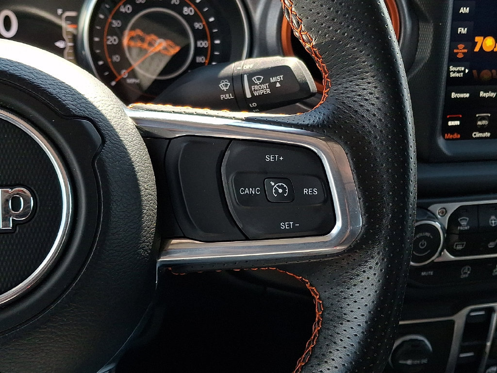 Used 2023 Jeep Gladiator Mojave w/ Cold Weather Group AWD/4WD image 21
