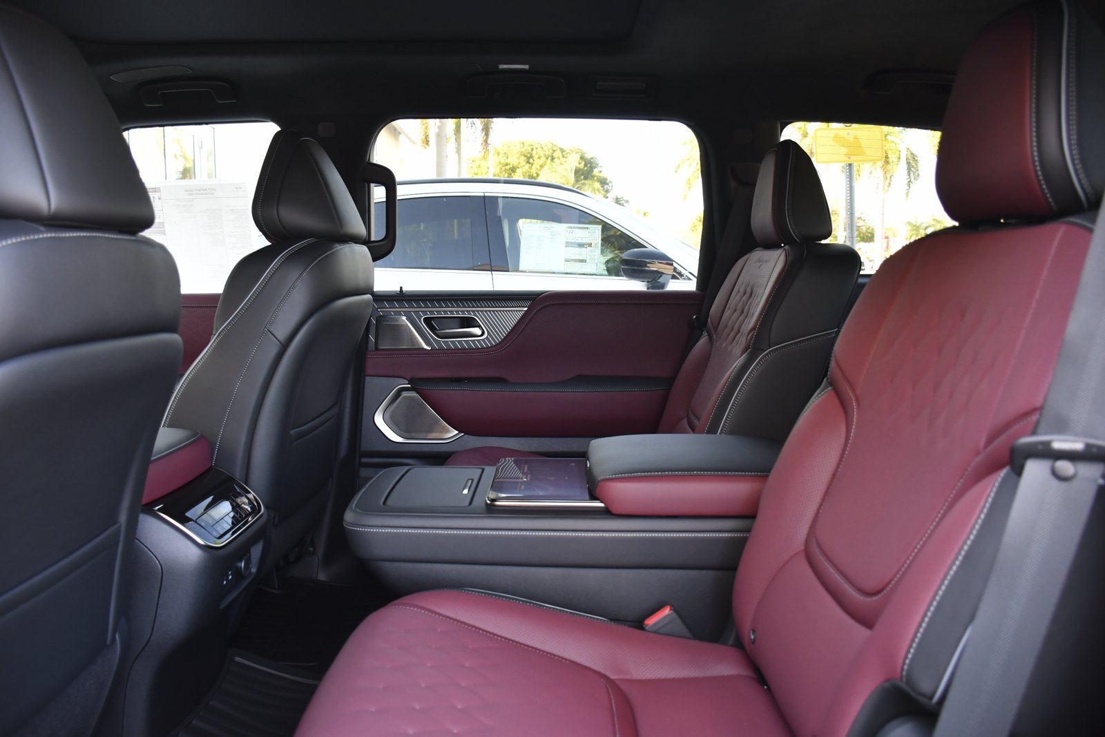 New 2027 INFINITI QX80 Autograph w/ Premium Cargo Package AWD/4WD image 26