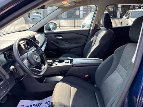 Used 2024 Nissan Rogue SV AWD/4WD image 22