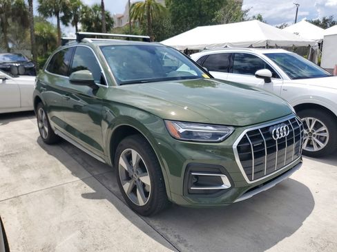 Certified 2023 Audi Q5 2.0T Premium w/ Convenience Package AWD/4WD image 2