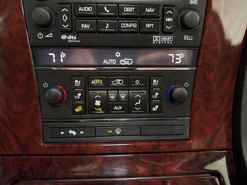 Used 2007 Cadillac Escalade AWD w/ Information Package image 20