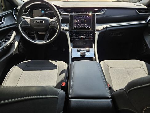 New 2026 Jeep Grand Cherokee Laredo RWD image 8
