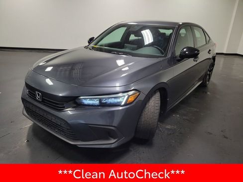 Used 2023 Honda Civic Sport image 4