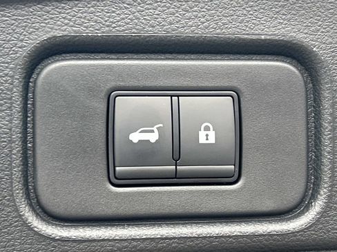 New 2026 Nissan Pathfinder Platinum AWD/4WD image 14