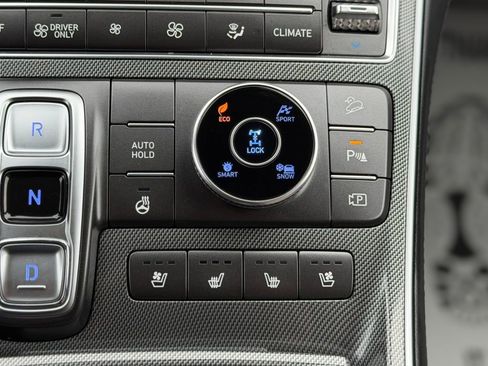 Used 2023 Hyundai Santa Fe Limited w/ Cargo Package image 13