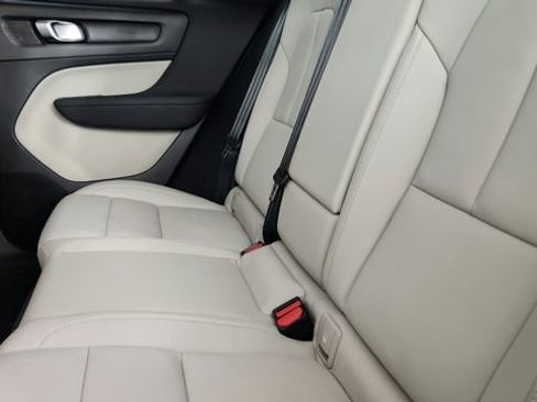 Certified 2026 Volvo XC40 B5 Plus w/ Protection Package Premier AWD/4WD image 42