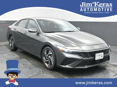 Used 2025 Hyundai Elantra SEL