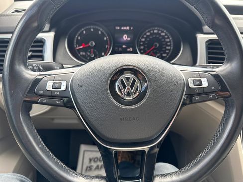 Used 2018 Volkswagen Atlas SEL AWD/4WD image 17