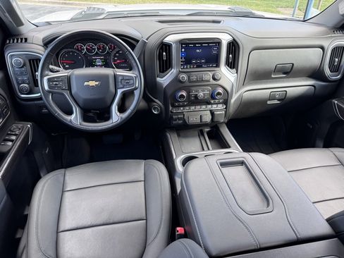 Used 2022 Chevrolet Silverado 2500 LTZ w/ LTZ Convenience Package image 5