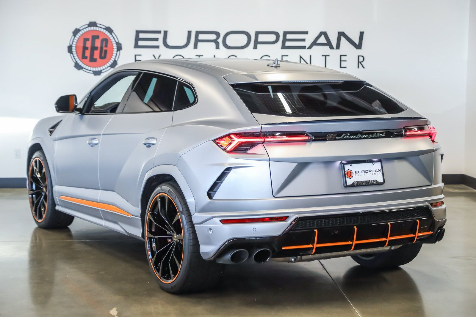 Used 2022 Lamborghini Urus AWD/4WD image 7