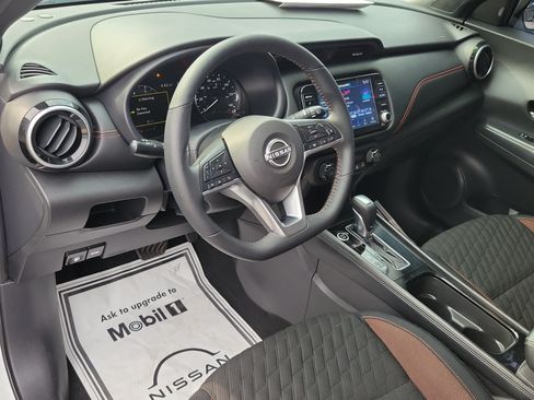 Certified 2023 Nissan Kicks SR FWD image 20