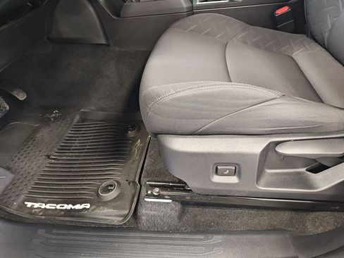 Used 2024 Toyota Tacoma SR5 image 27