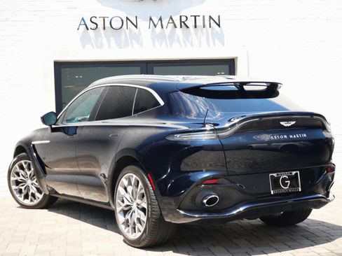 Used 2023 Aston Martin DBX AWD/4WD image 2
