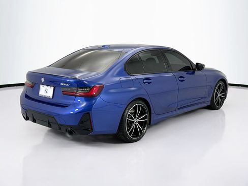 Certified 2023 BMW 330i Sedan w/ M Sport Package RWD image 5