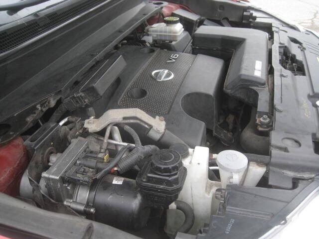 Used 2014 Nissan Pathfinder S AWD/4WD image 33