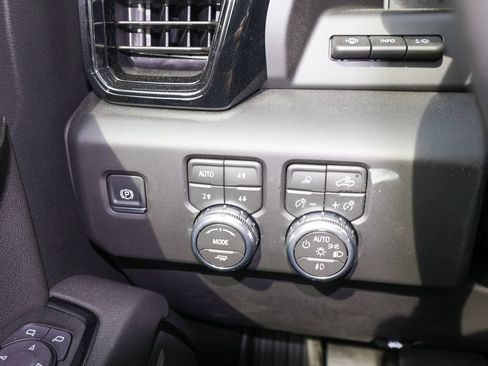 New 2026 GMC Sierra 1500 AT4 image 28