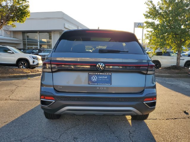 Certified 2026 Volkswagen Taos SE FWD image 5