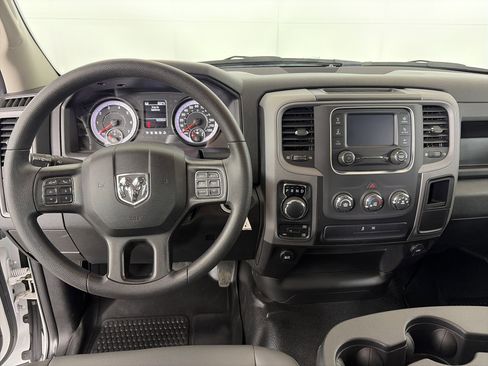 Used 2022 RAM 1500 Tradesman AWD/4WD image 11