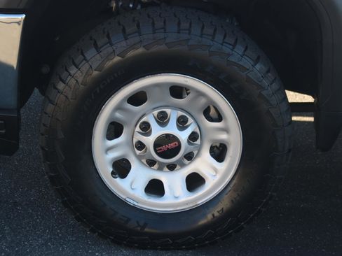 Used 2023 GMC Sierra 3500 Pro w/ Convenience Package image 36