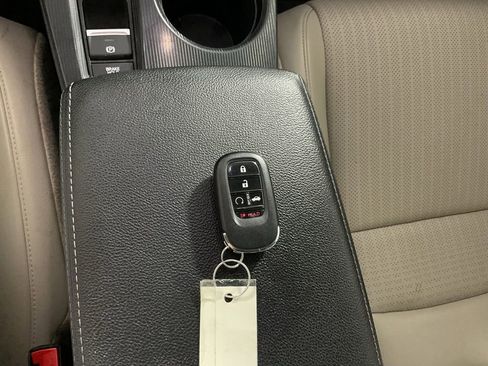 Used 2023 Honda Civic Touring image 42